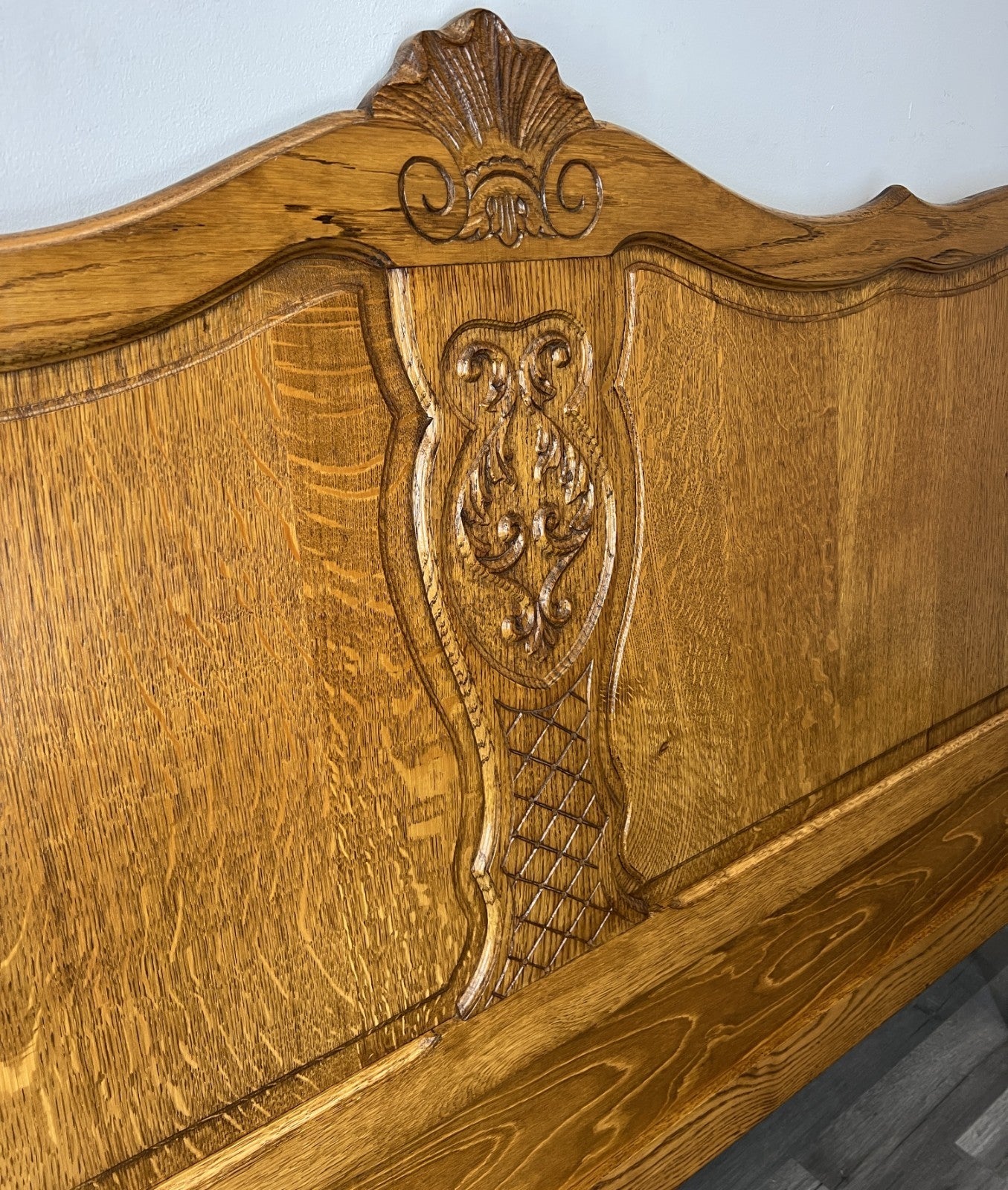 Headboard Vintage French Style Carved Oak Panel for Double Bed LOT 46205