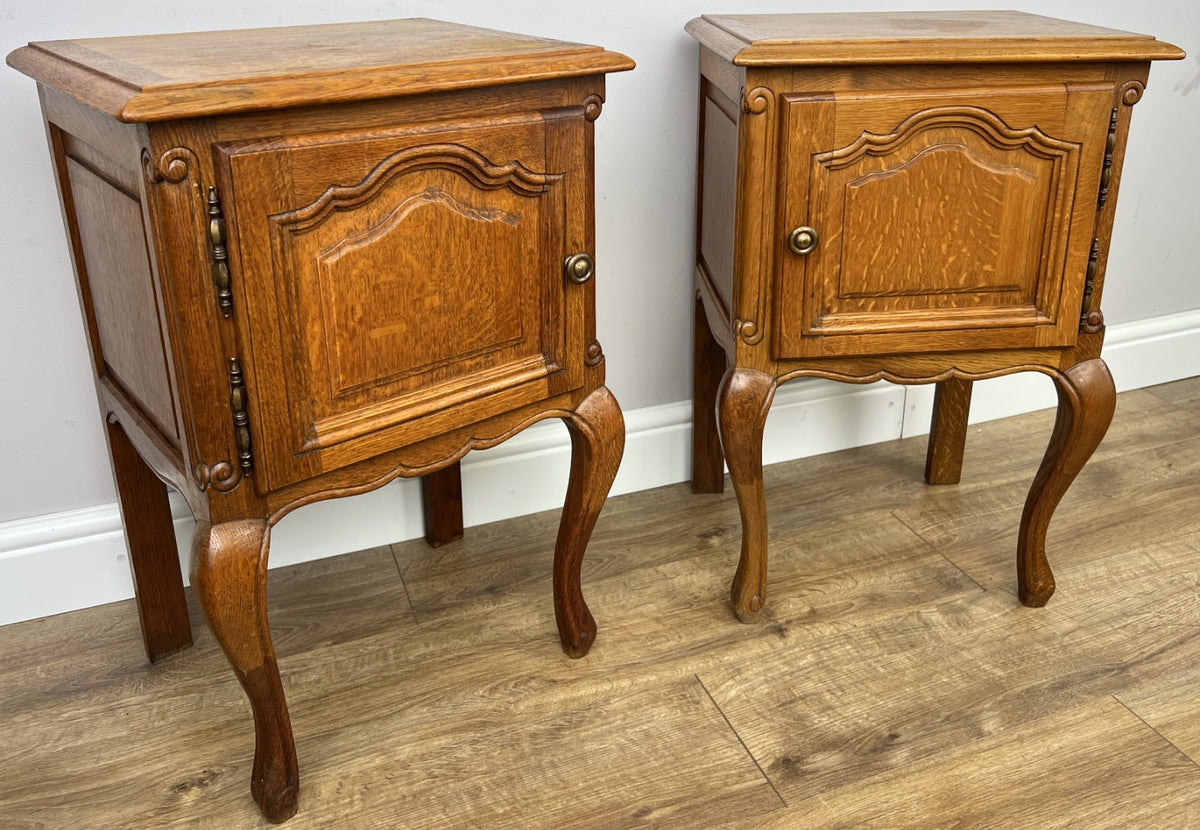 Pair of Bedside Tables Vintage French Louis Oak Nightstands Cabinets LOT 63071