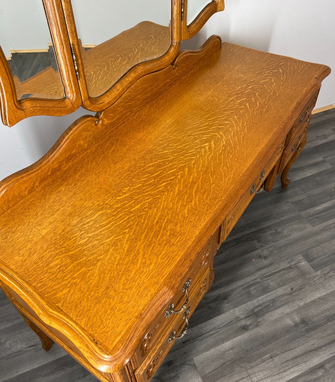 Dressing Table Vintage French Louis with Mirror Oak Vanity Makeup Table LOT 31988