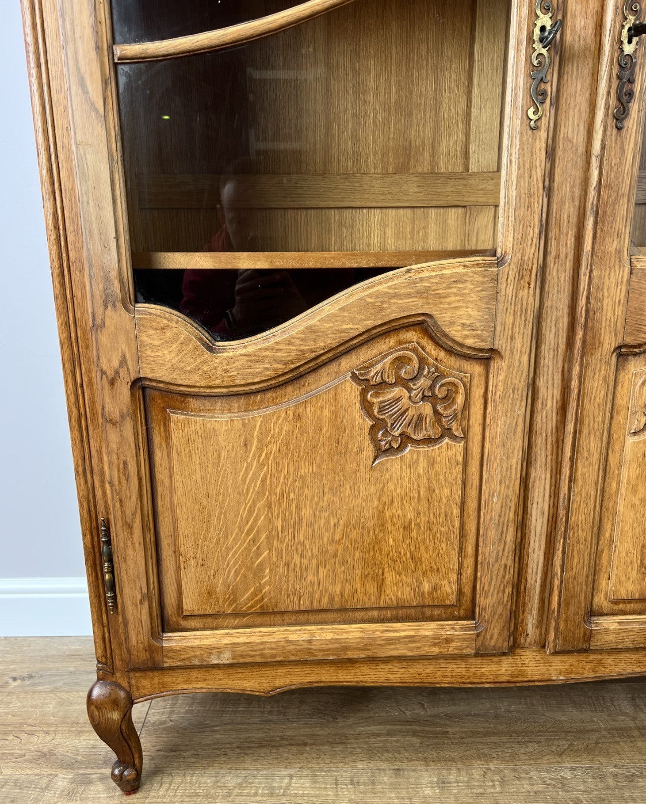 Bookcase Vintage French Louis XVI Oak Display Cabinet Carved Sideboard LOT 63465
