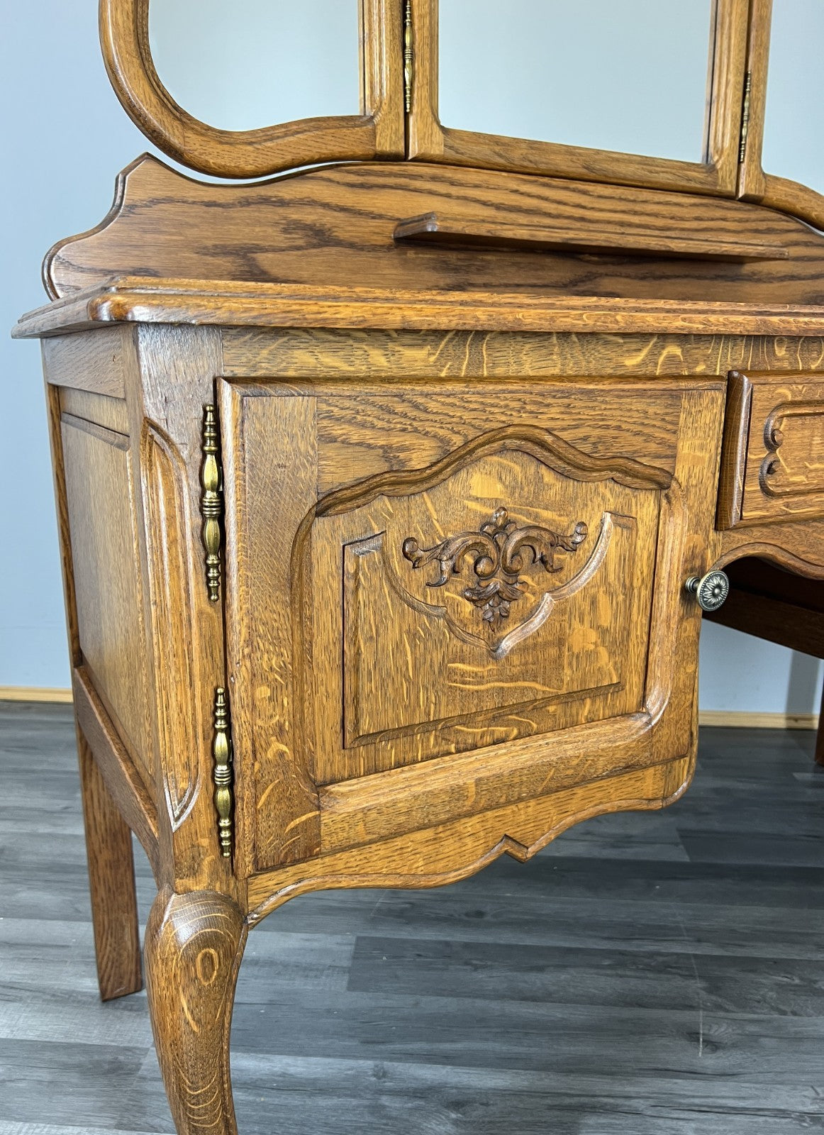 Vintage Dressing Table with Mirror French Oak Louis Vanity Table Makeup LOT 45679
