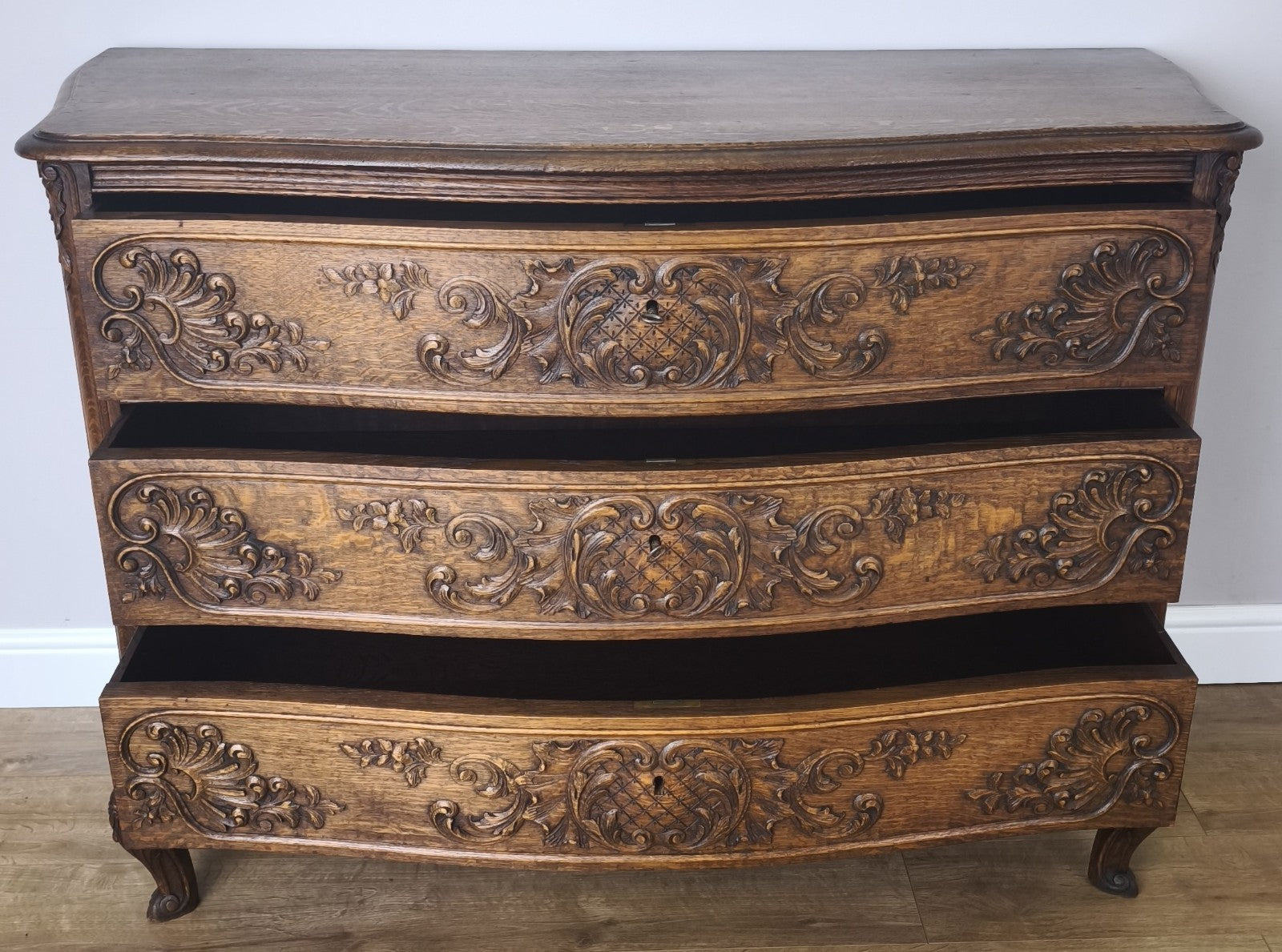 Chest of Drawers Vintage French Louis XVI Oak Carved 3 Drawer Cabinet LOT 601010