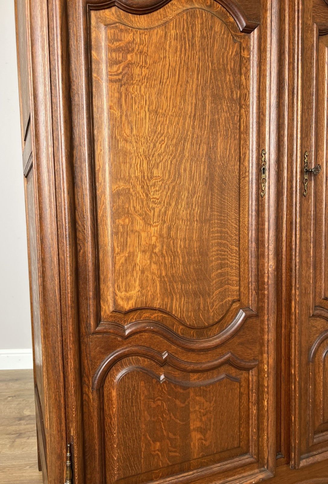 Wardrobe Vintage French Louis XVI Style Triple Door Oak Carved Armoire LOT 60786