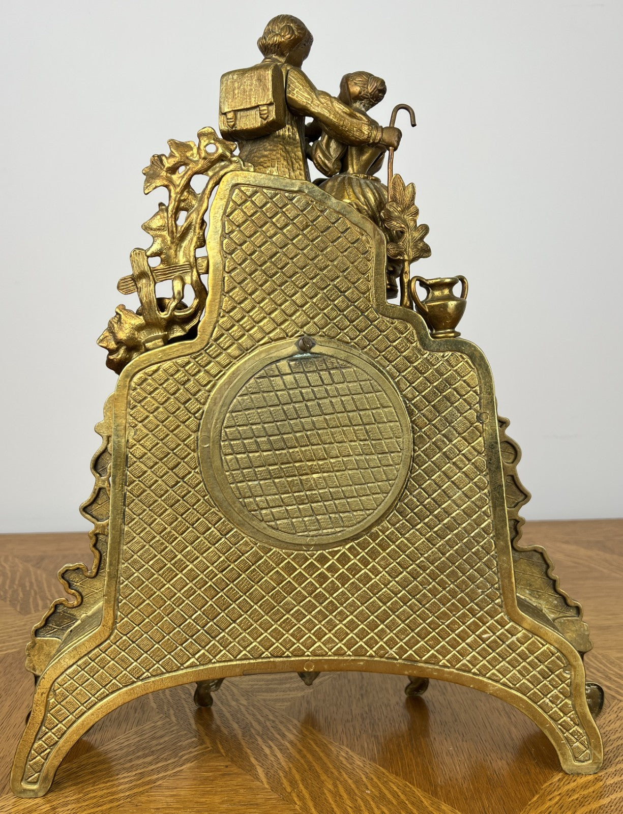 Clock Vintage French Brass Ornate Romantic Couple Mantel Clock LOT 605212