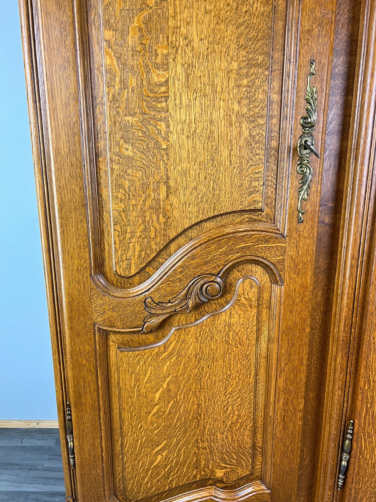 Wardrobe Vintage French Louis XVI Style Oak Four Door Armoire LOT 48127