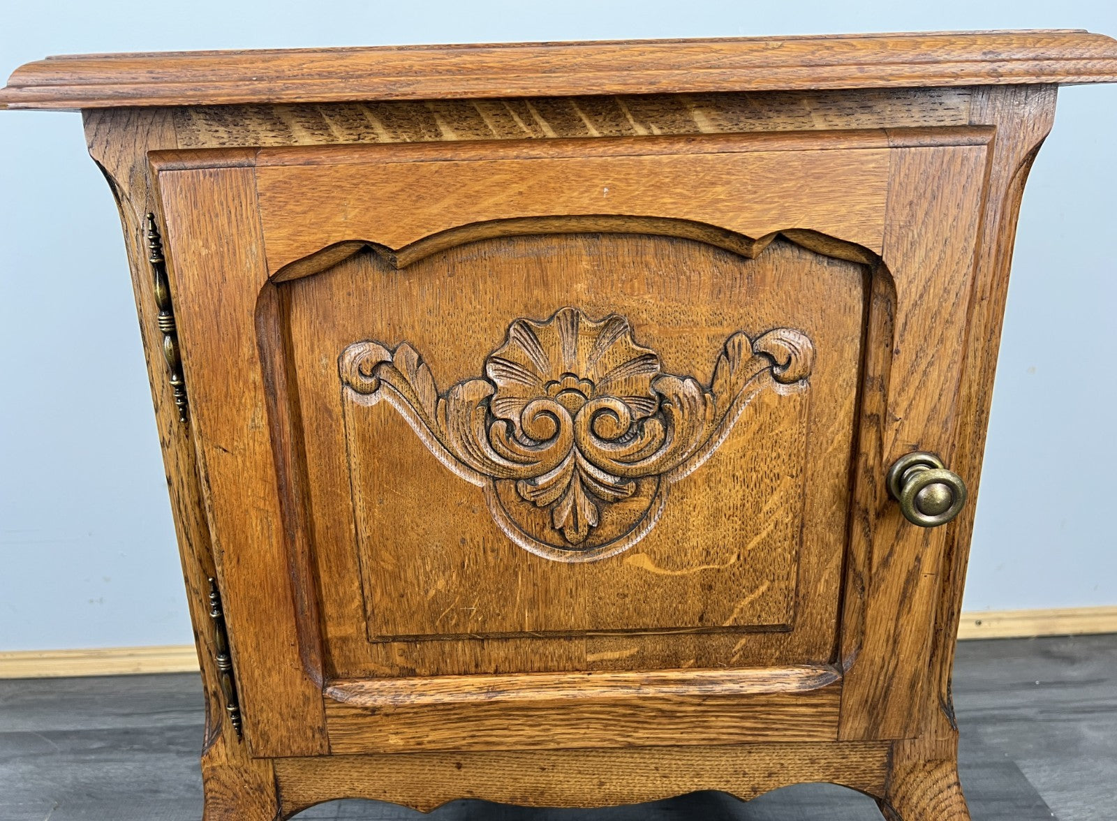 Pair of Bedside Tables Vintage French Oak Louis Nightstands Cabinets LOT 43305