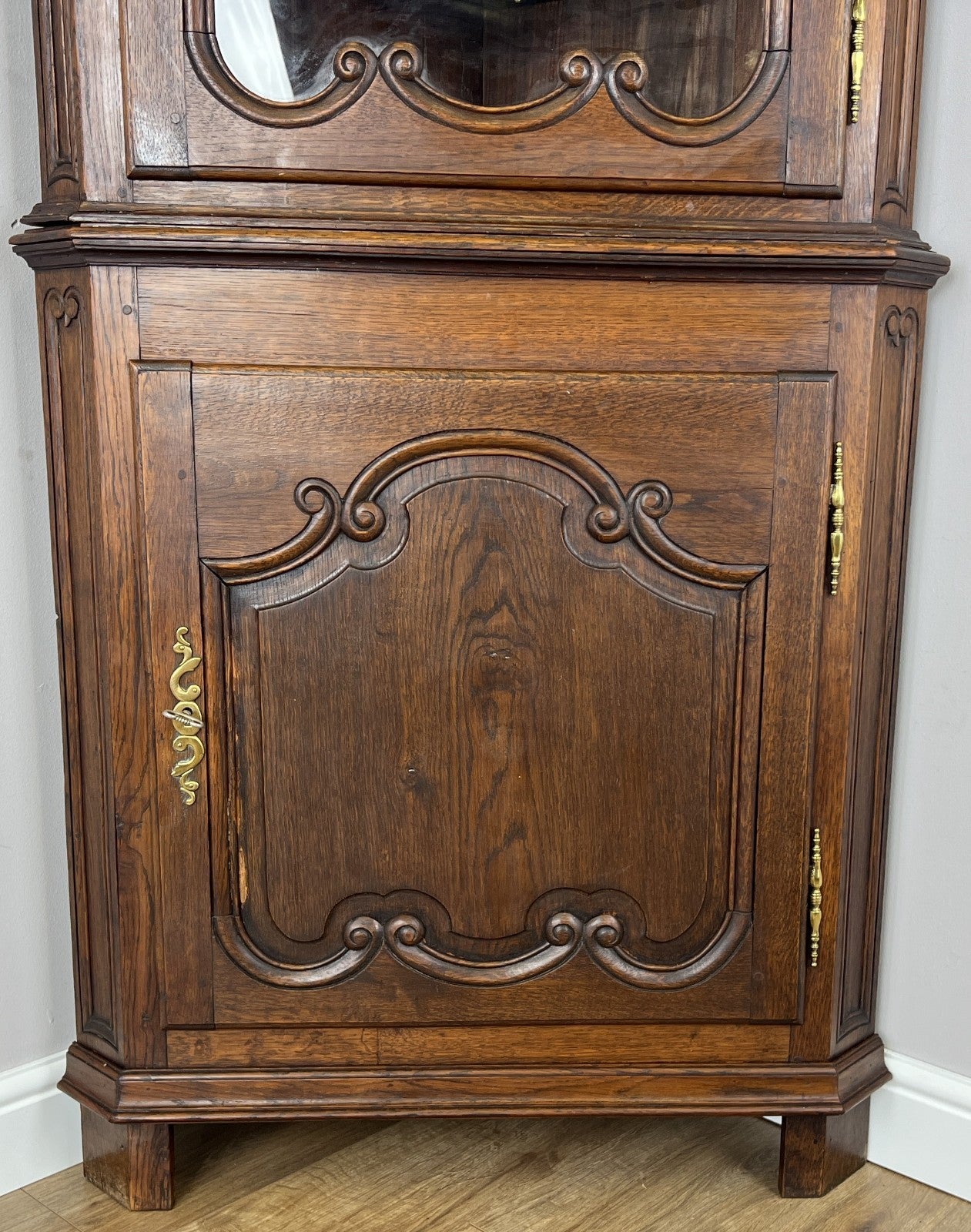 Bookcase Vintage French Style Oak Display Cabinet Carved Sideboard LOT 62628