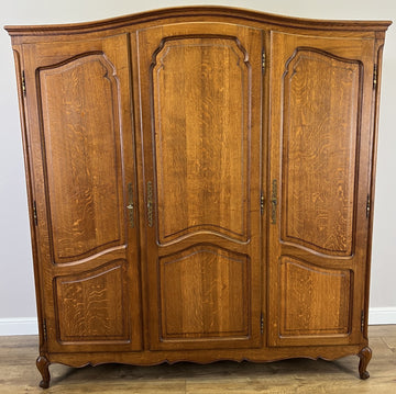 Wardrobe Vintage French Louis XVI Style Oak Four Door Armoire LOT 48260