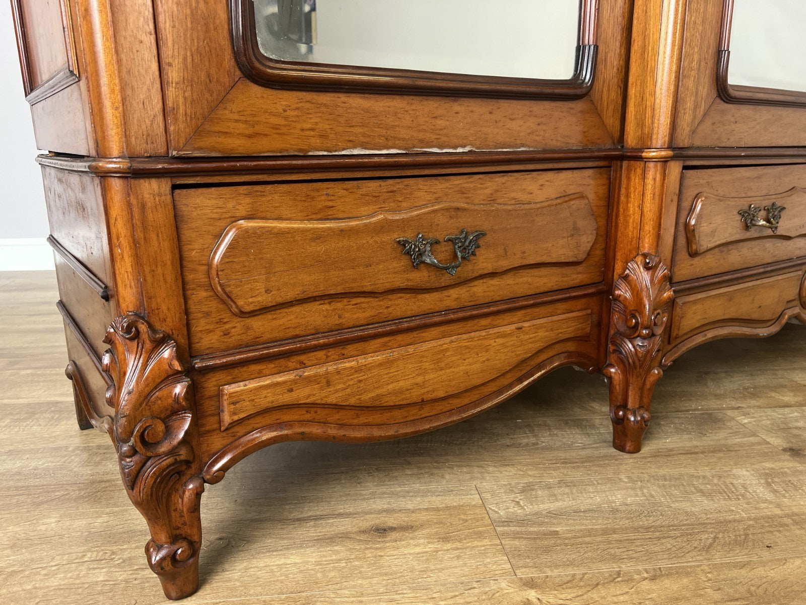 Wardrobe Antique French Mahogany Three Door Mirrored Carved Armoire LOT 61278