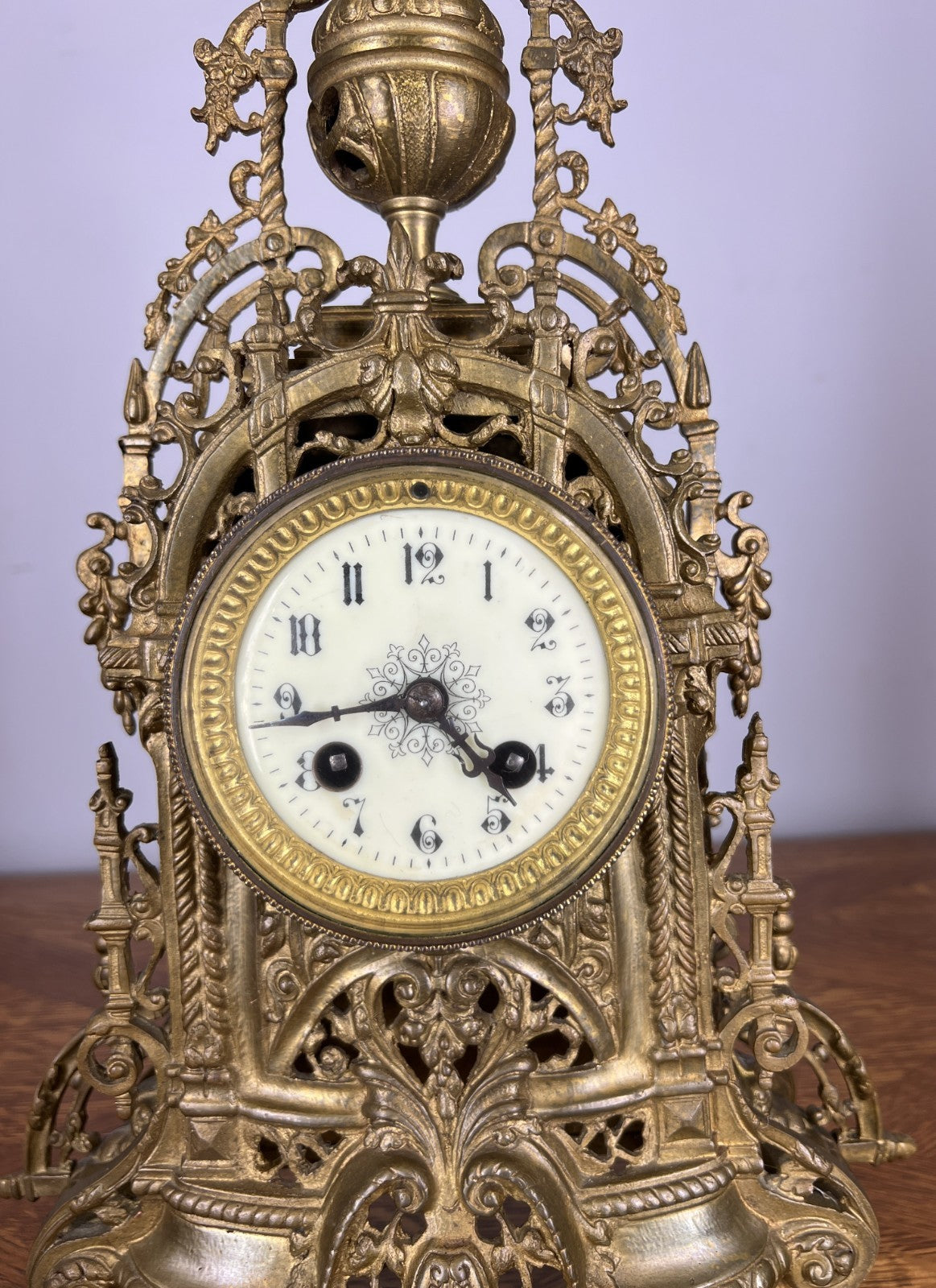 Mantel Clock Vintage French Style Architectural Brass Garniture Set LOT 46454
