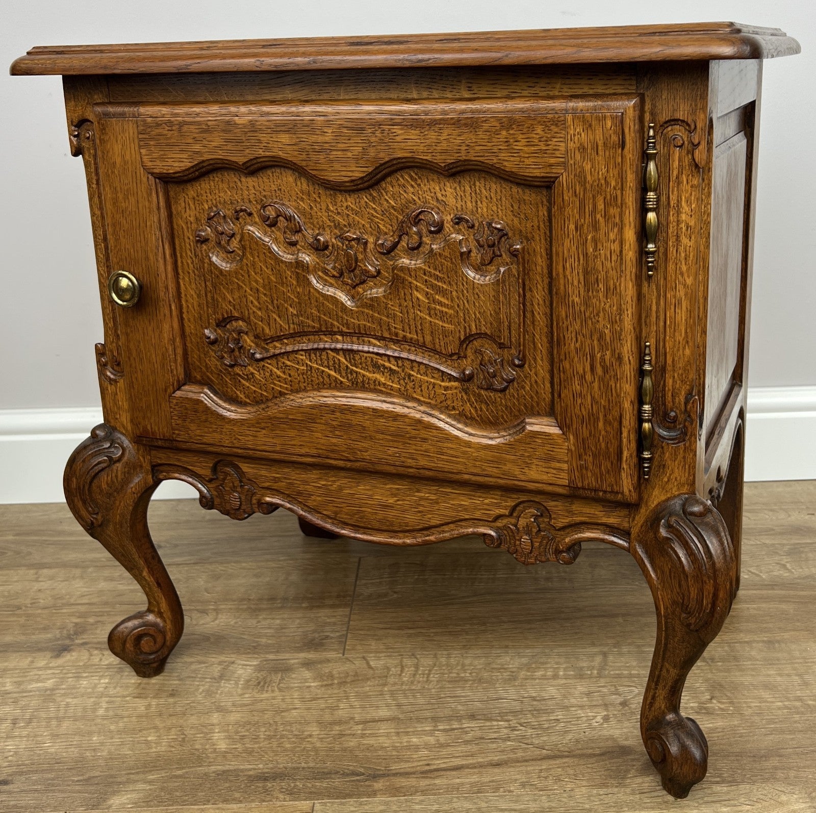 Pair of Bedside Tables Vintage French Louis Oak Nightstands Cabinets LOT 62208