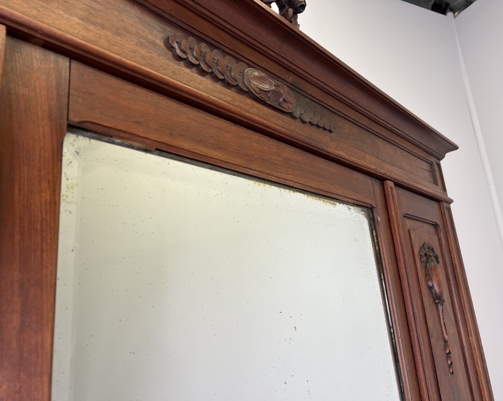 Wardrobe Antique French Walnut Two Door Mirrored Carved Armoire Cabinet LOT 60836
