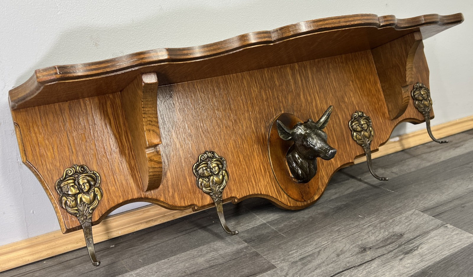 French Vintage Style Coat Rack 4 Hooks Ornate Wall Shelf Coat LOT 47270