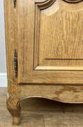 Cabinet Vintage French Style Oak Storage Sideboard Carved Cupboard LOT 62814