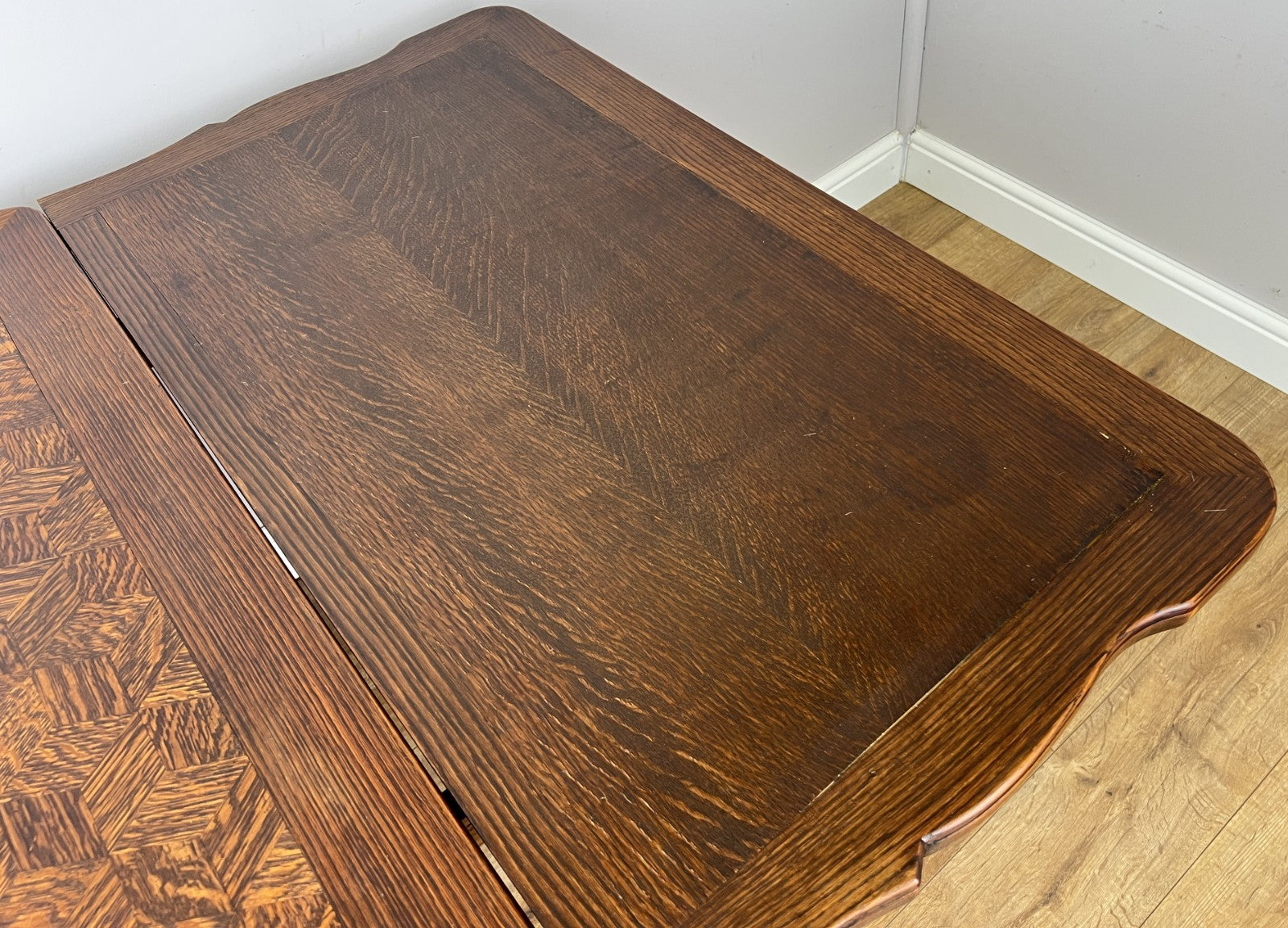 Dining Table Vintage French Louis XVI Carved Oak Extendable Table LOT 635412