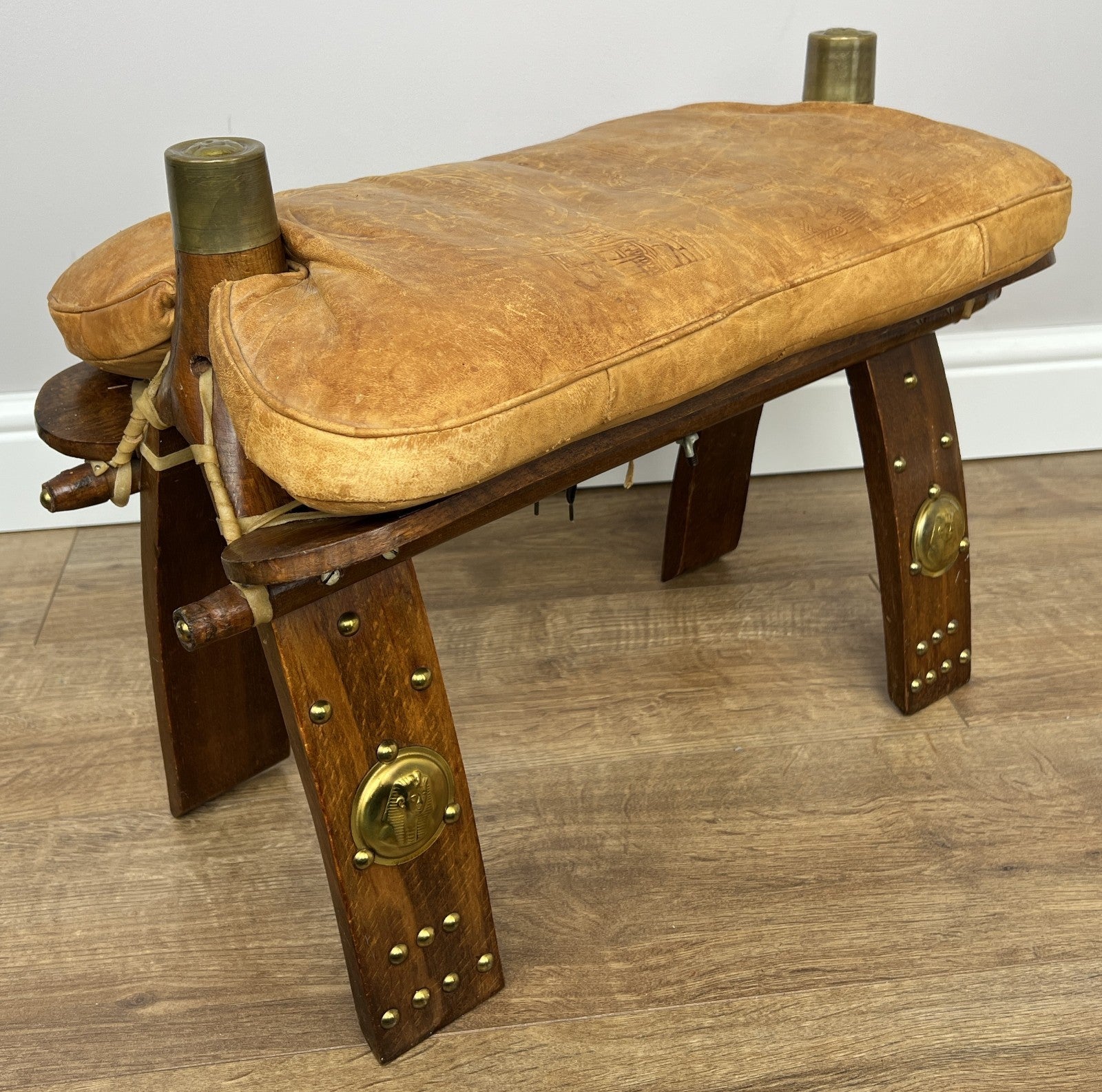 Footstool Vintage Style Oak Stool Brass Upholstered Leather Seat LOT 49574