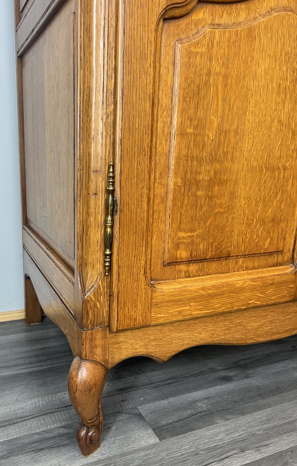 Wardrobe Vintage French Louis XVI Style Oak Four Door Armoire LOT 48146