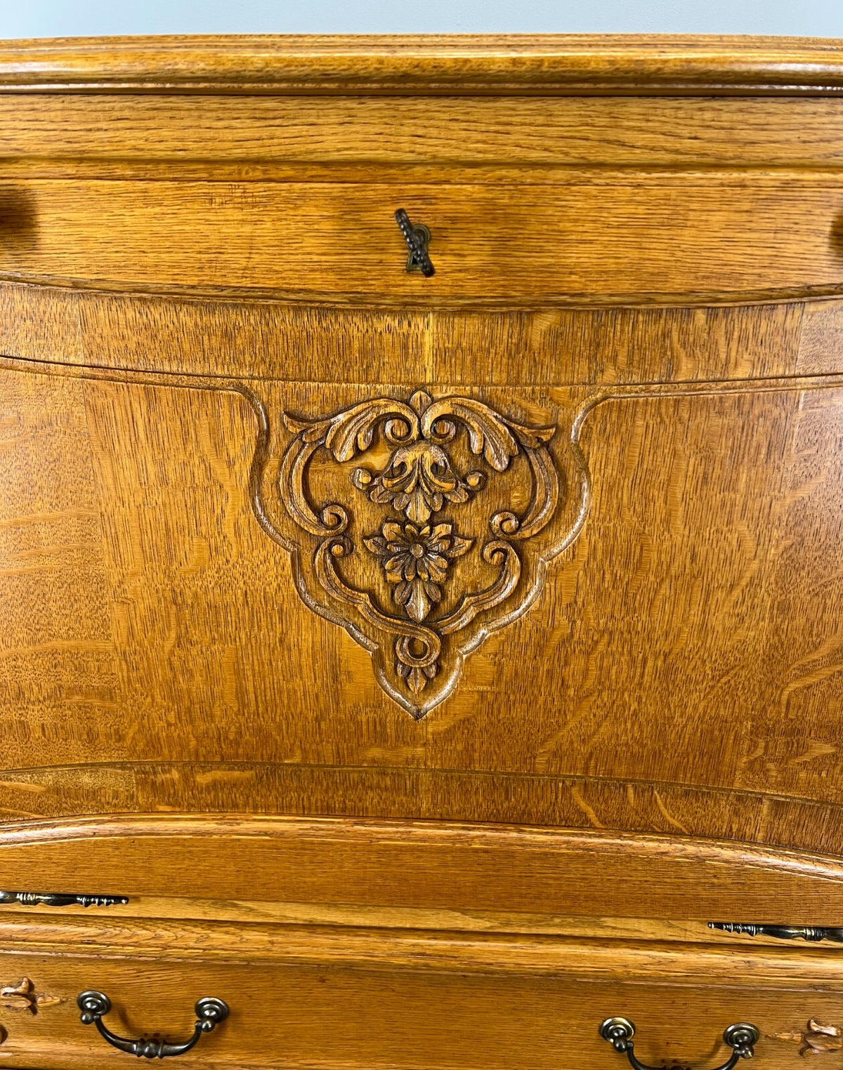 Cabinet Vintage French Louis XIV Style Bureau Sideboard Carved Cupboard LOT 35515