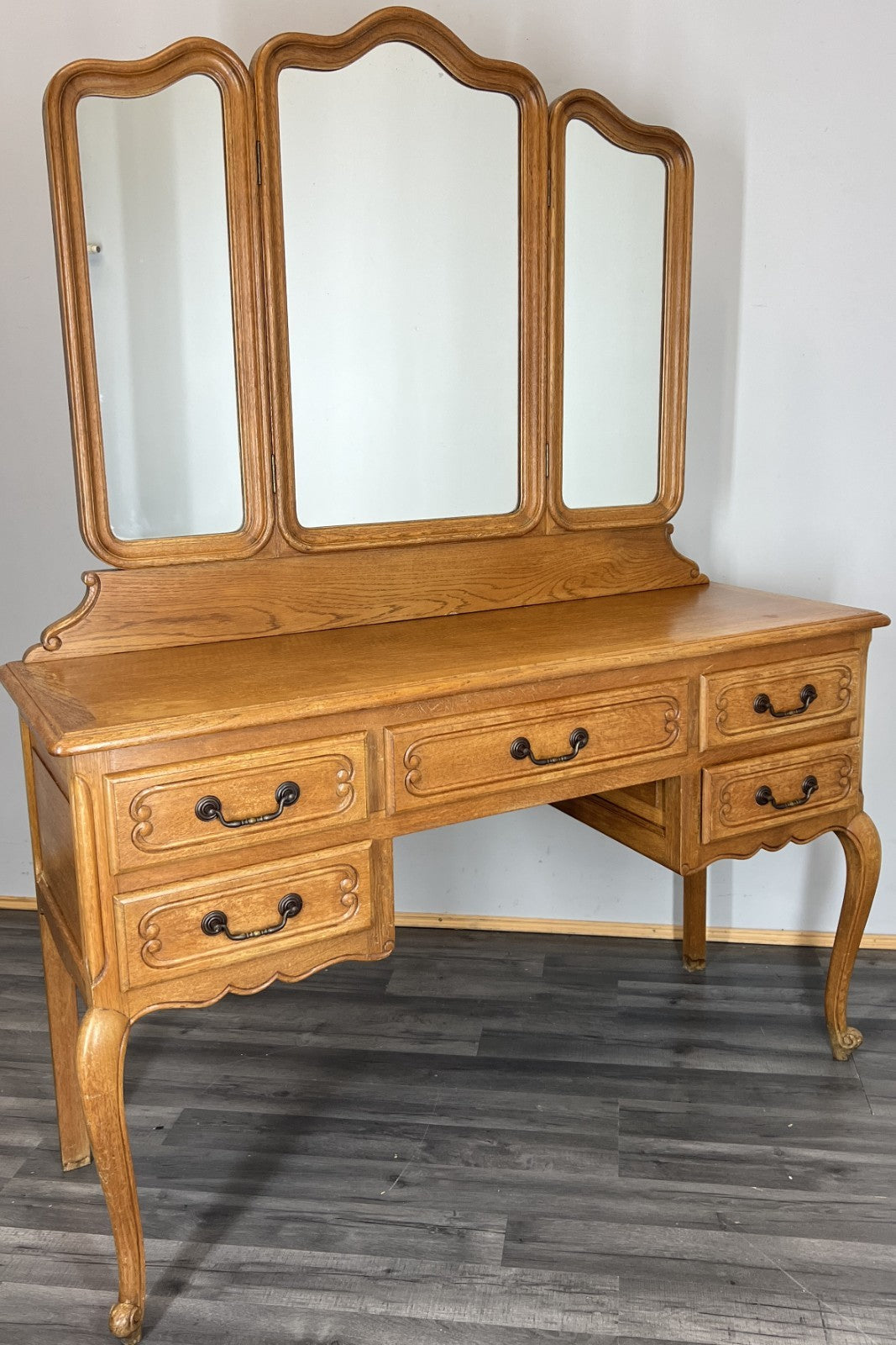 Vintage Dressing Table with Mirror French Oak Louis Vanity Table Makeup LOT 45641