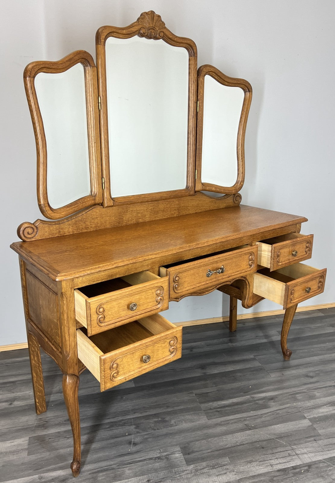 Vintage Dressing Table with mirror French Louis Oak Vanity Table Makeup LOT 456214