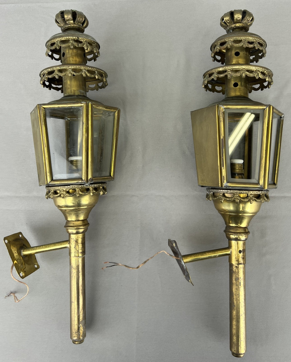 Pair of Wall Lights Antique French Style Lantern Sconces Glass LOT 6478