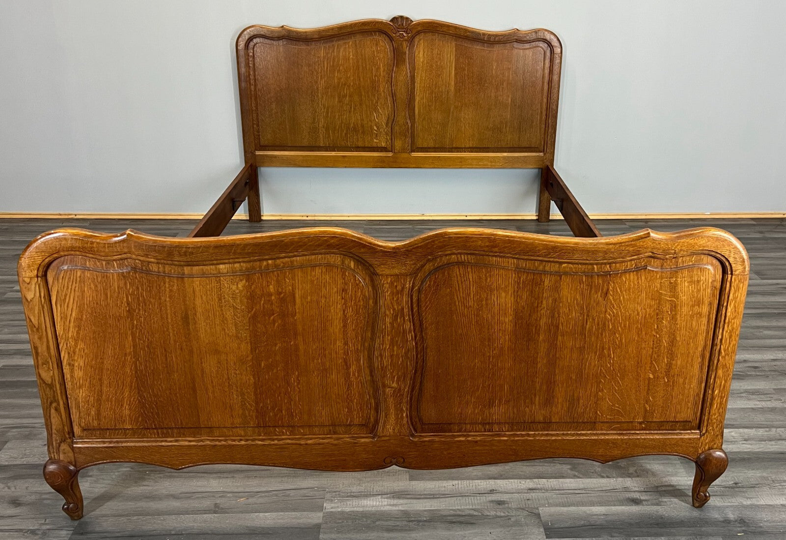Bed Vintage French Louis XVI Double Bed Frame Oak Carved Headboard LOT 36591