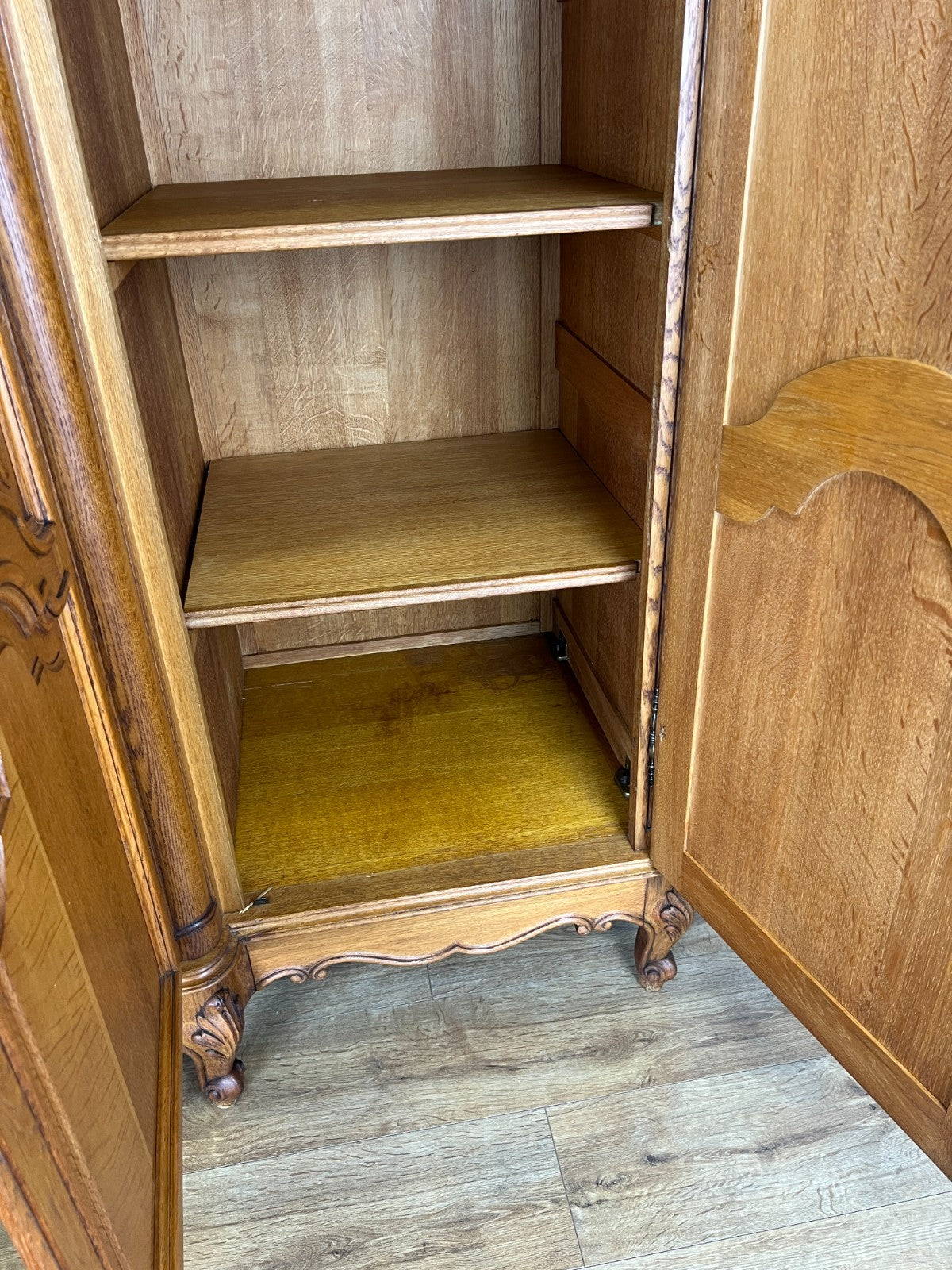 Wardrobe Vintage French Louis XVI Style Oak Four Door Carved Armoire LOT 6516