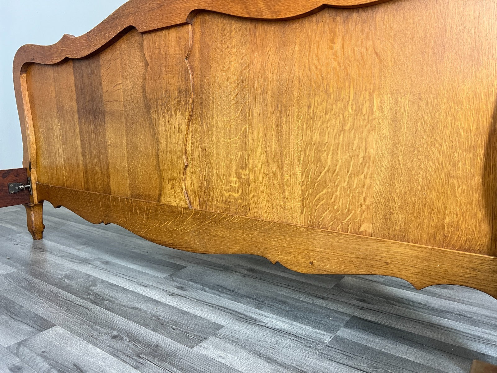 Bed Vintage French Louis XVI Double Bed Frame Oak Carved Headboard LOT 462511