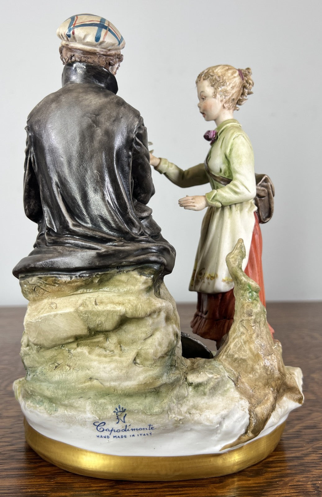 Figurines Vintage Style Italian Handmade Porcelain Couple Scene LOT 475611