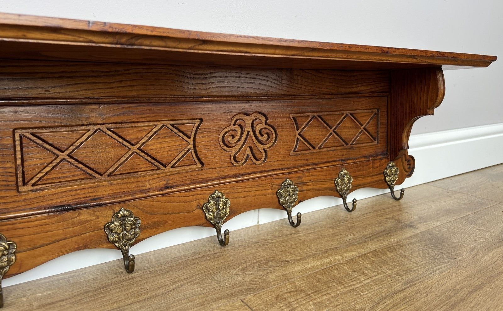 Coat Rack Vintage French Oak Wall Mounted 6 Hooks Carved Rack Hanger LOT 62083