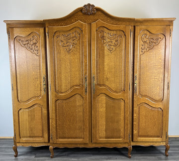 Wardrobe Vintage French Louis XVI Style Oak Four Door Carved Armoire LOT 48110
