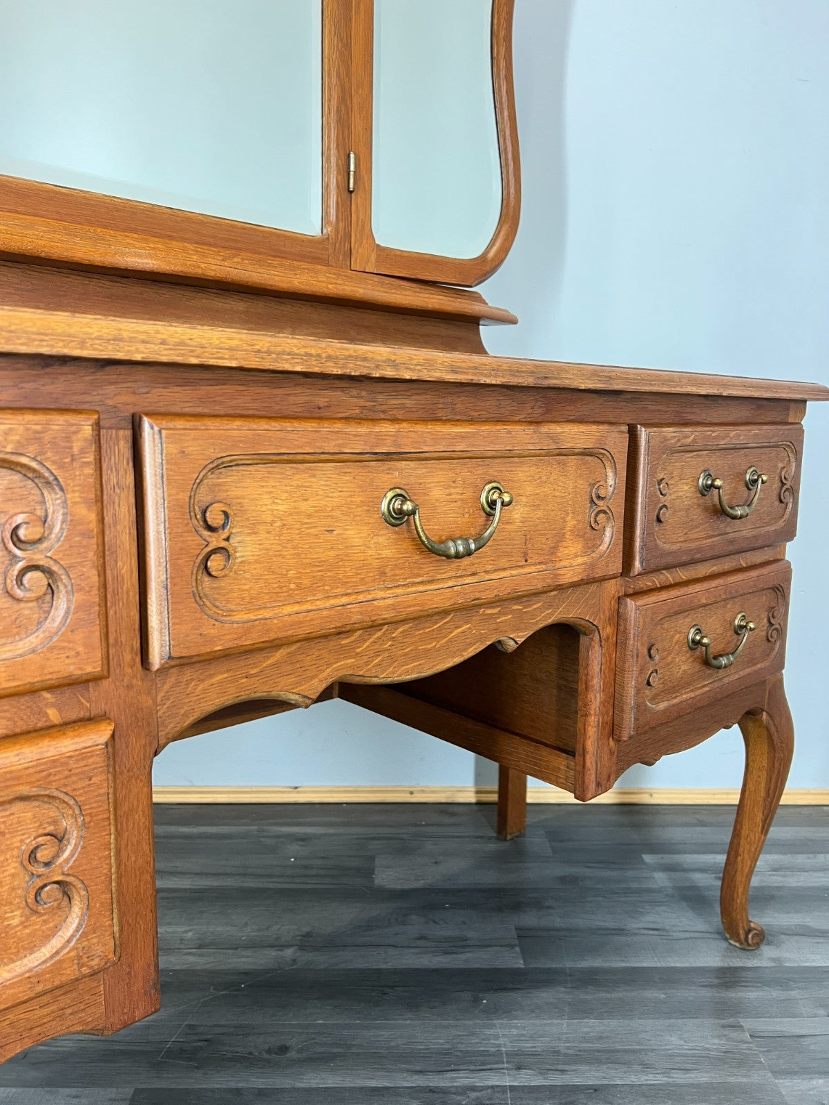 Vintage Dressing Table with Mirror French Oak Louis Vanity Table Makeup LOT 45179