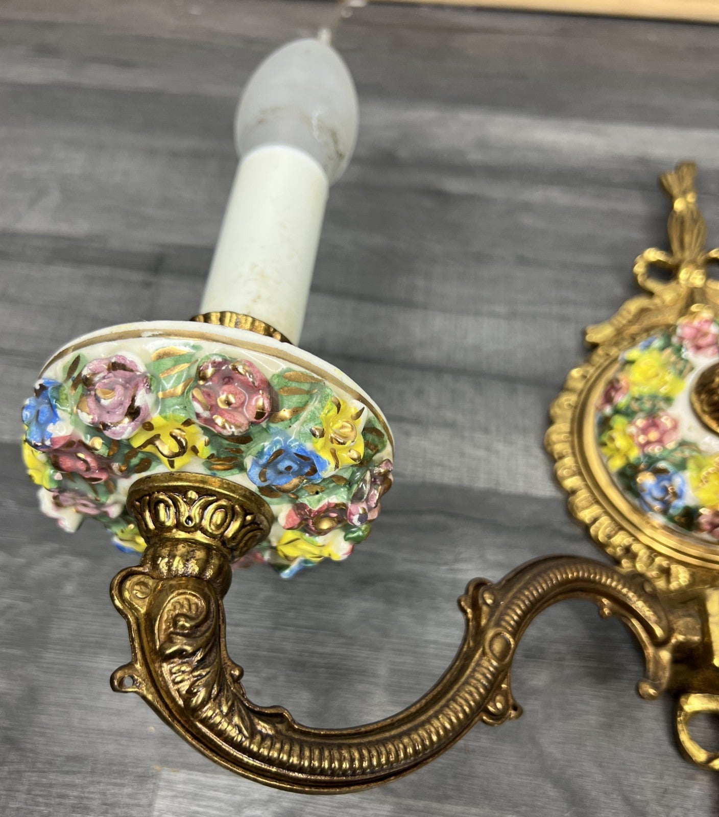 Pair of Wall Lights Vintage Spanish Porcelain Brass Floral Sconces LOT 44157