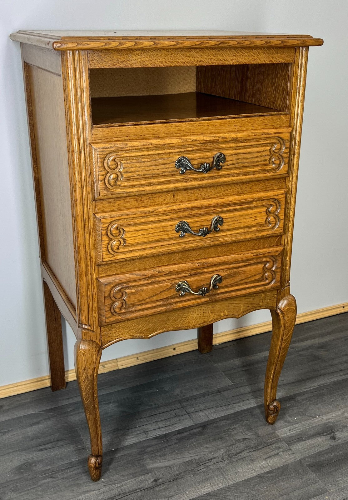 Chest of Drawers Vintage French Louis XIV Cabinet 3 Drawers Sideboard LOT 24231