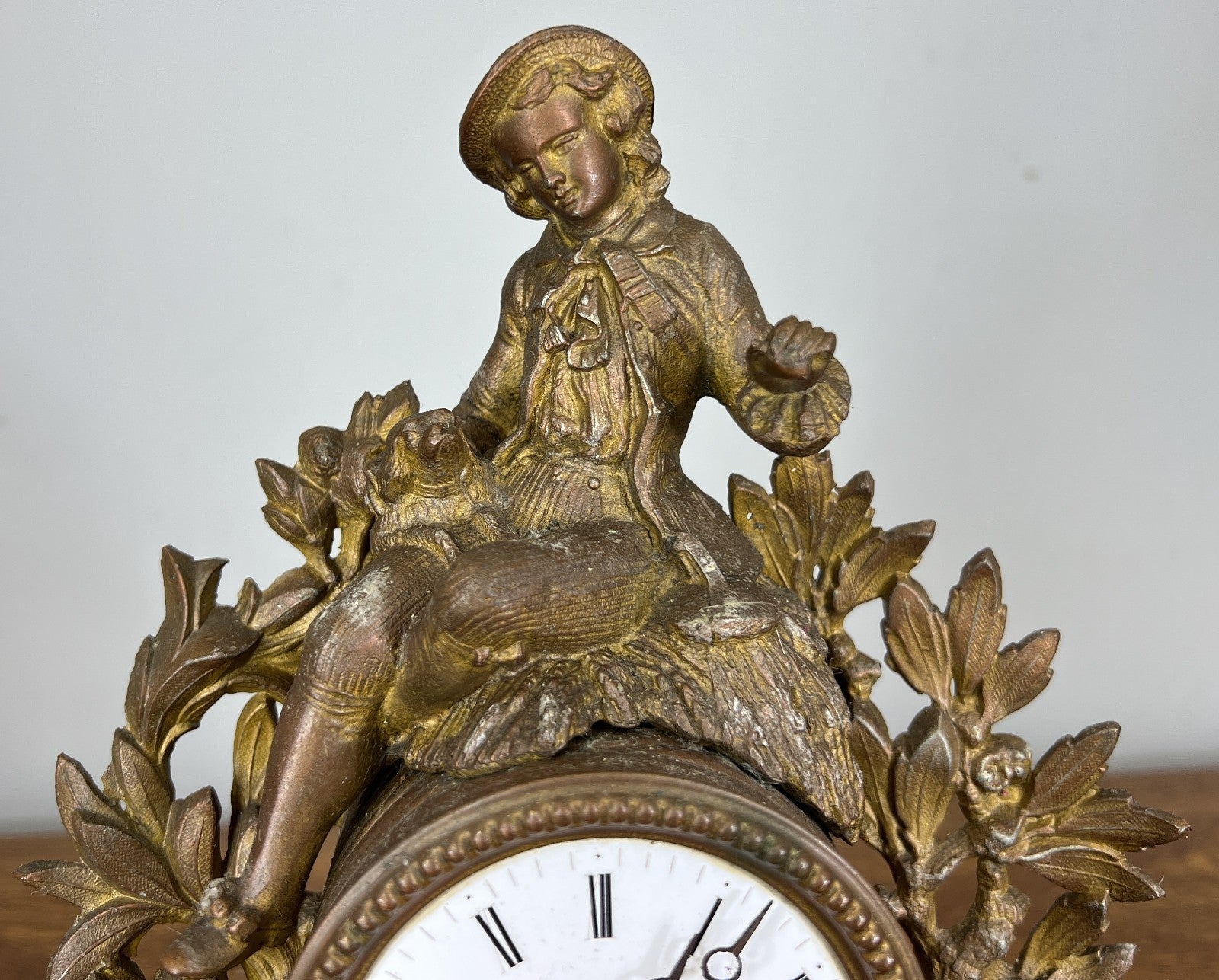 Clock Vintage French Style Mantel Clock with Matching Candelabras Set LOT 46806
