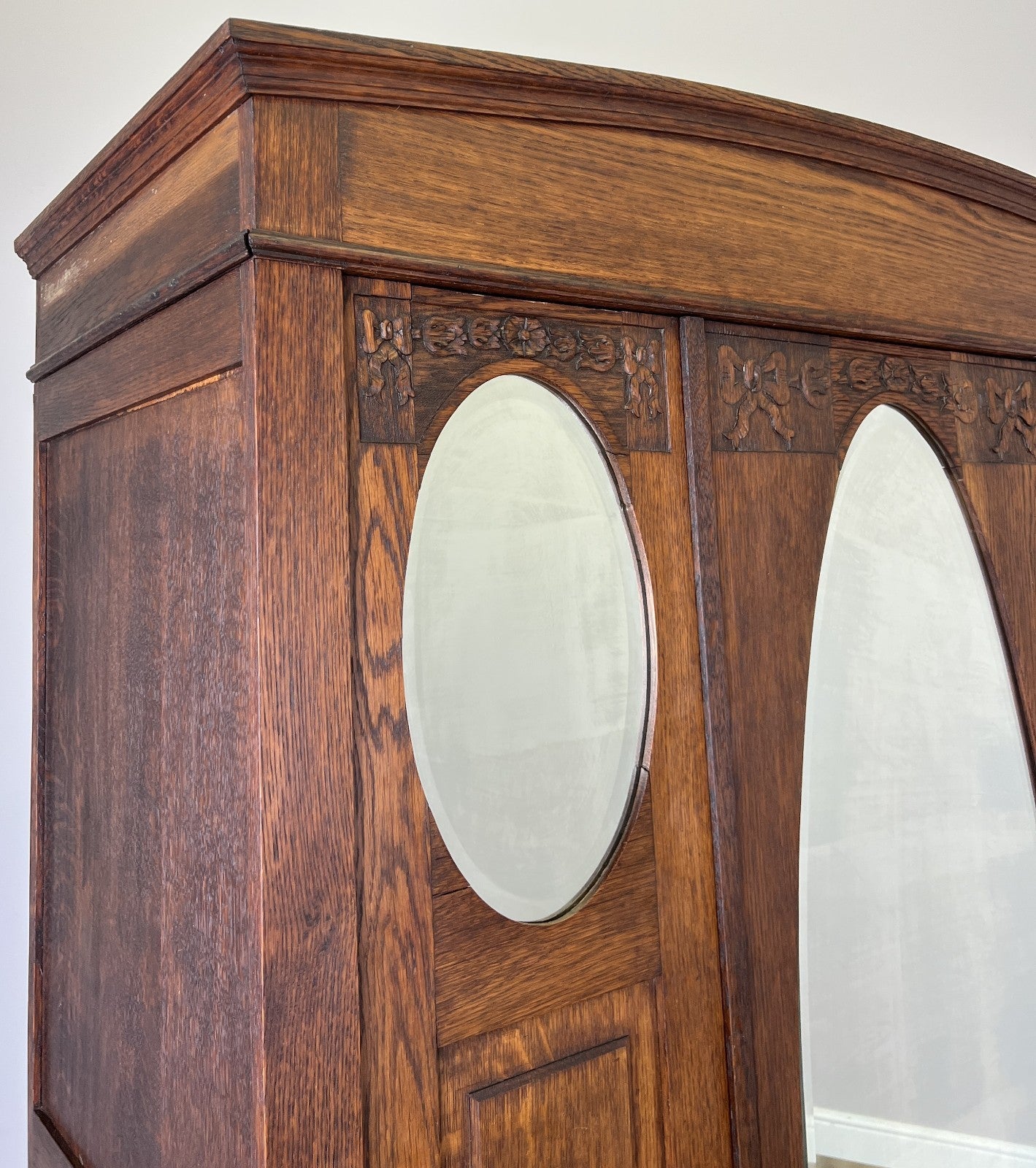Wardrobe Antique French Oak Two Door Mirrored Carved Armoire Cabinet LOT 61223