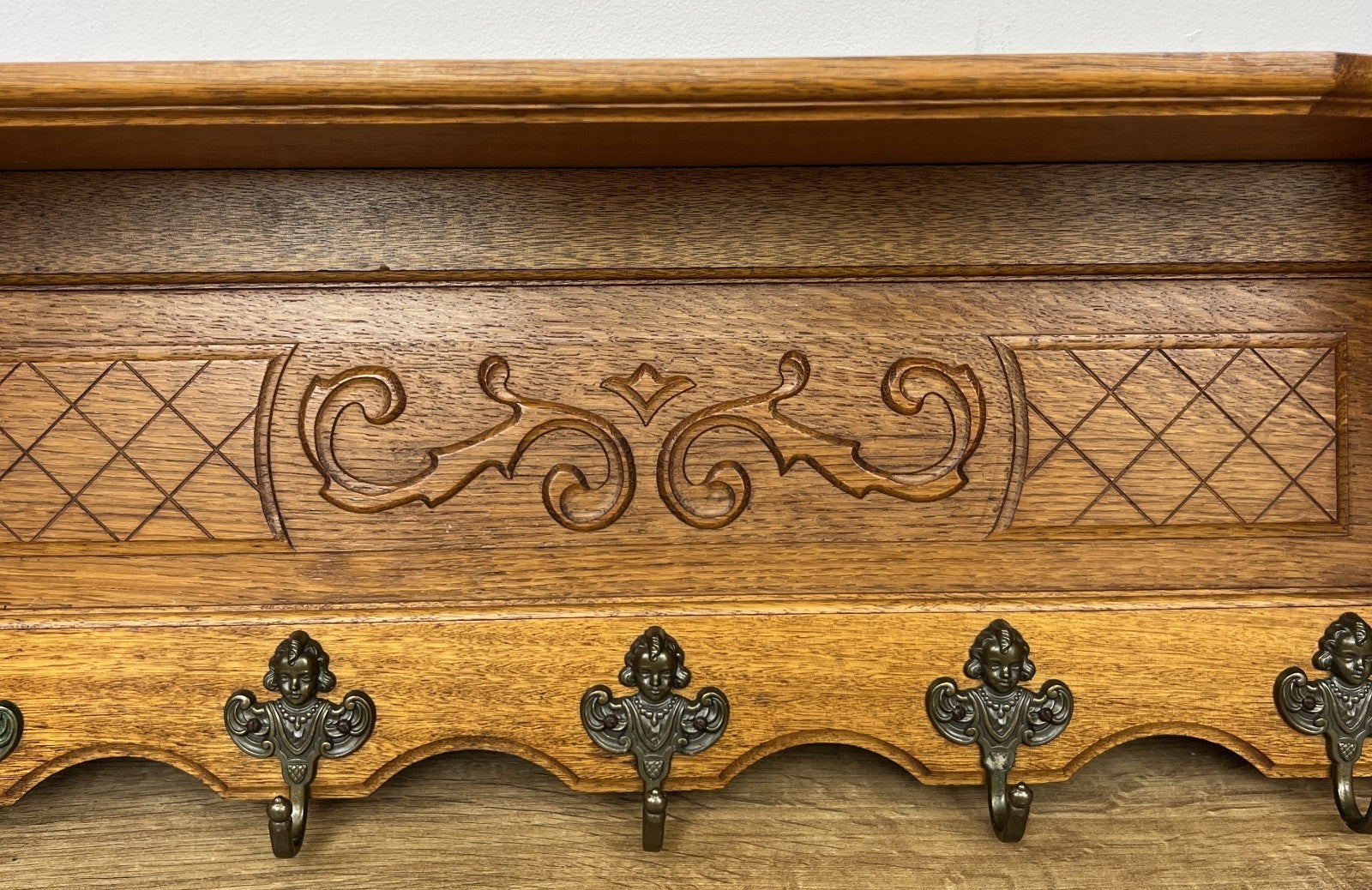 Coat Rack Vintage French Carved Oak Wall Mounted 5 Hooks Rack Hanger LOT 62105
