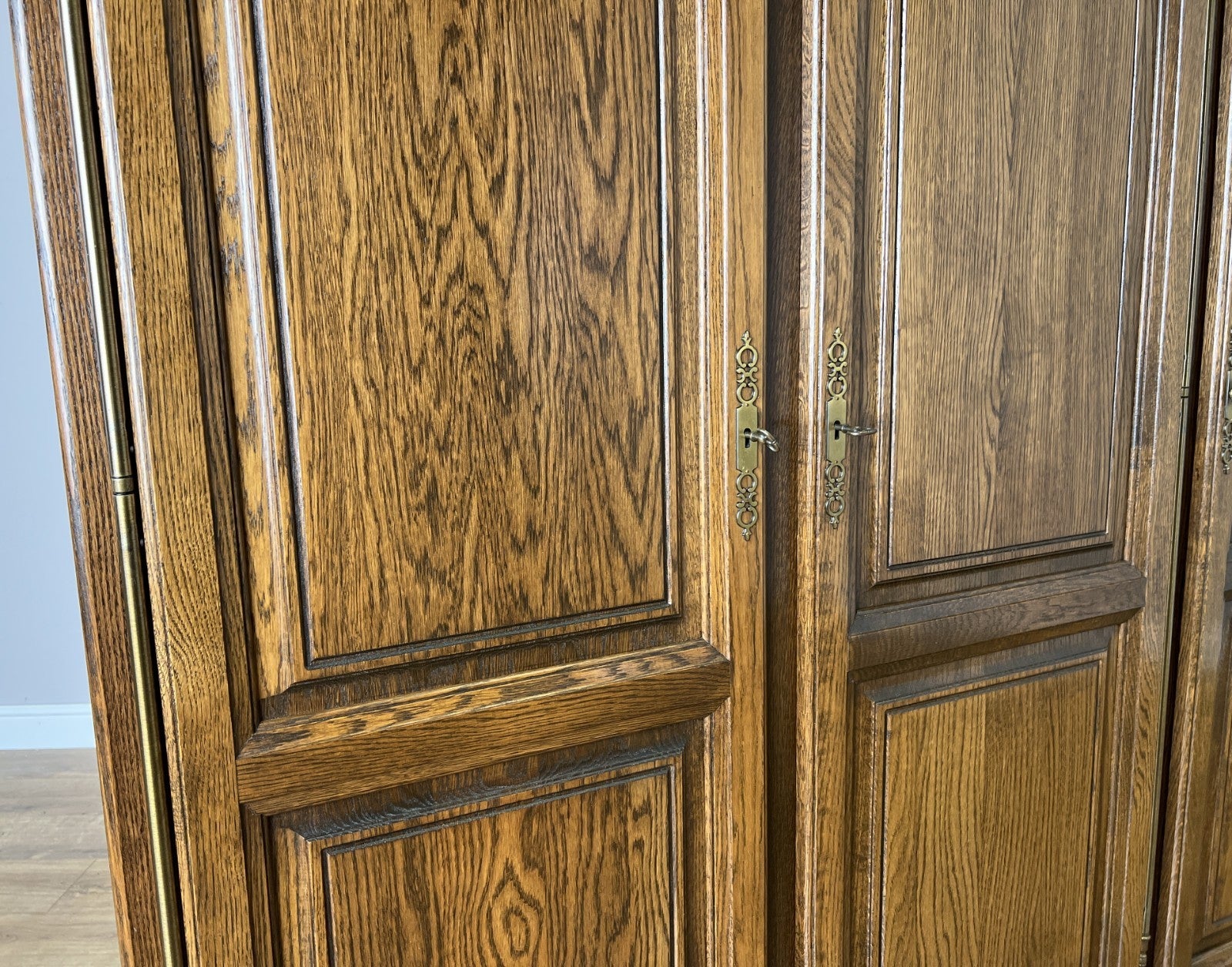 Wardrobe Vintage French Style Five Door Carved Armoire Cabinet LOT 61307