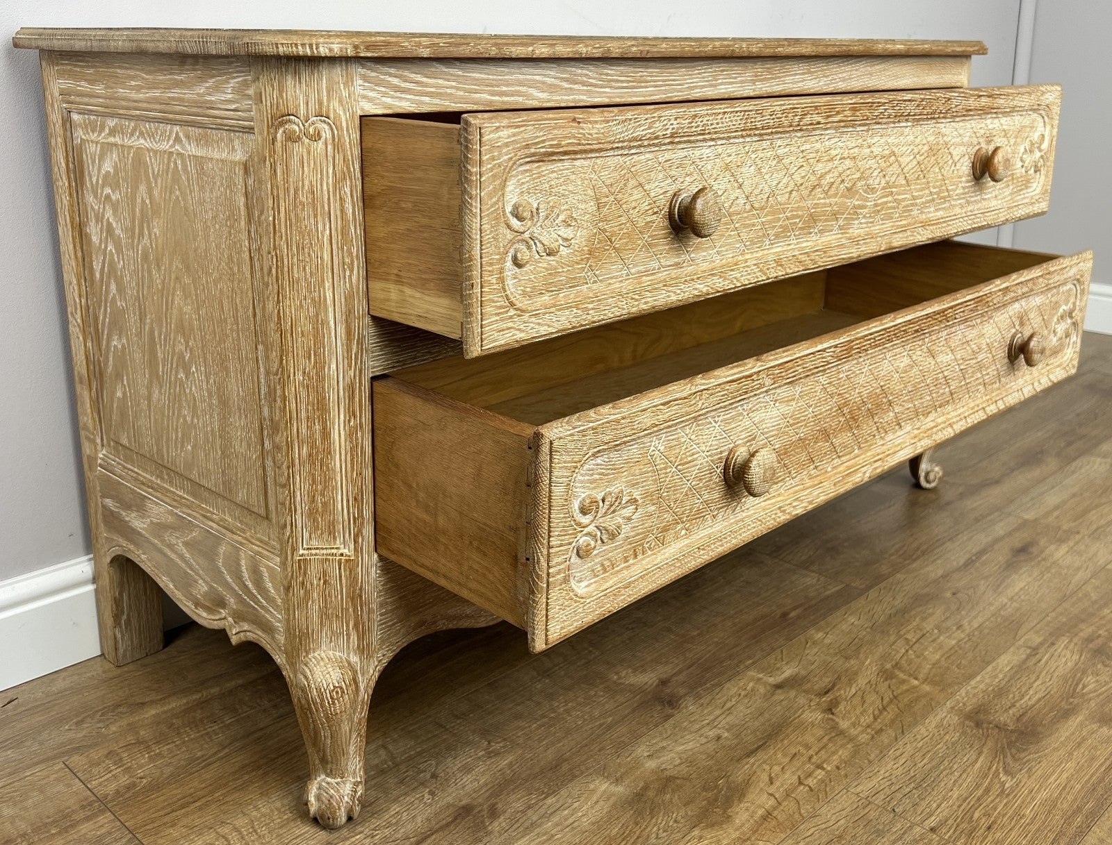 Chest of Drawers Vintage French Louis Oak 2 Drawers Carved Cabinet LOT 640615