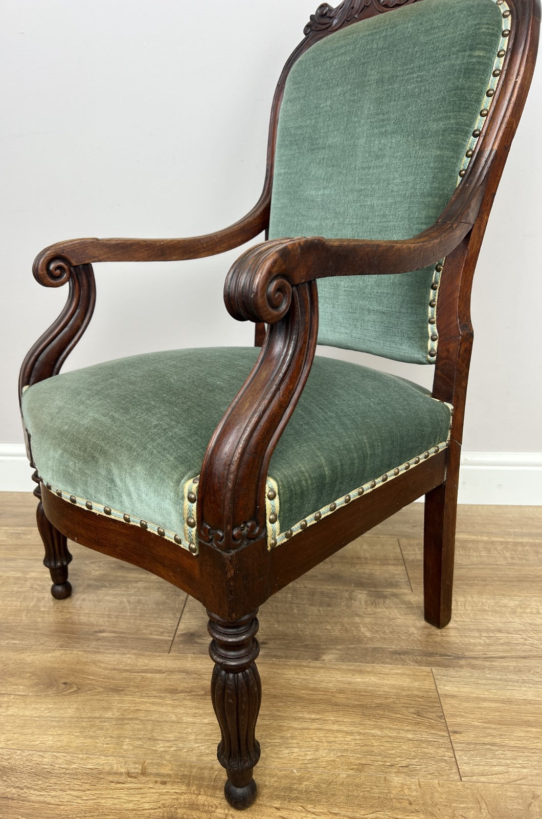 Armchair Antique French Style Walnut Upholstered Seat Carved Chair LOT 62864