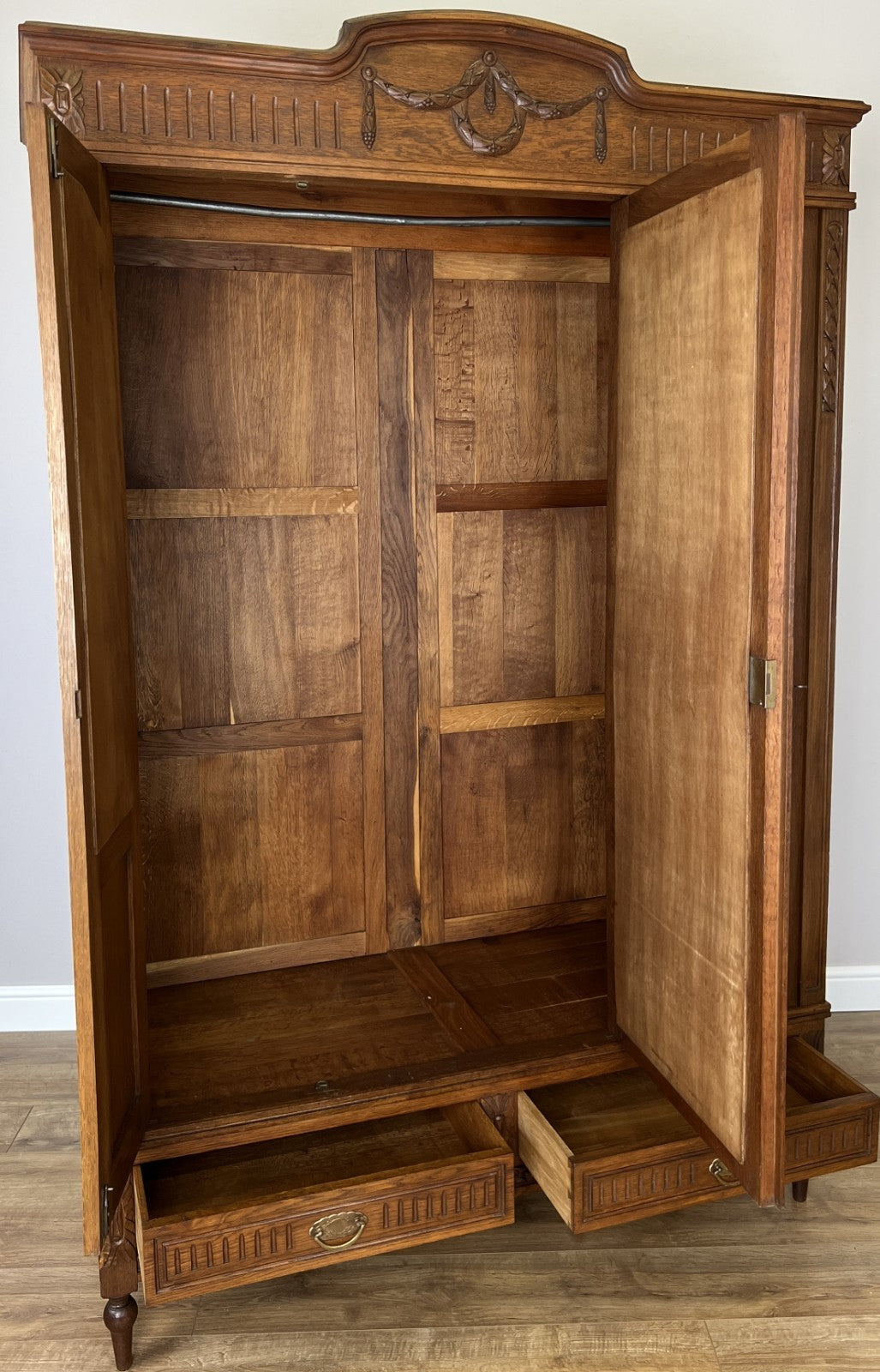 Wardrobe Antique French Oak Two Door Mirrored Carved Armoire Cabinet LOT 609723