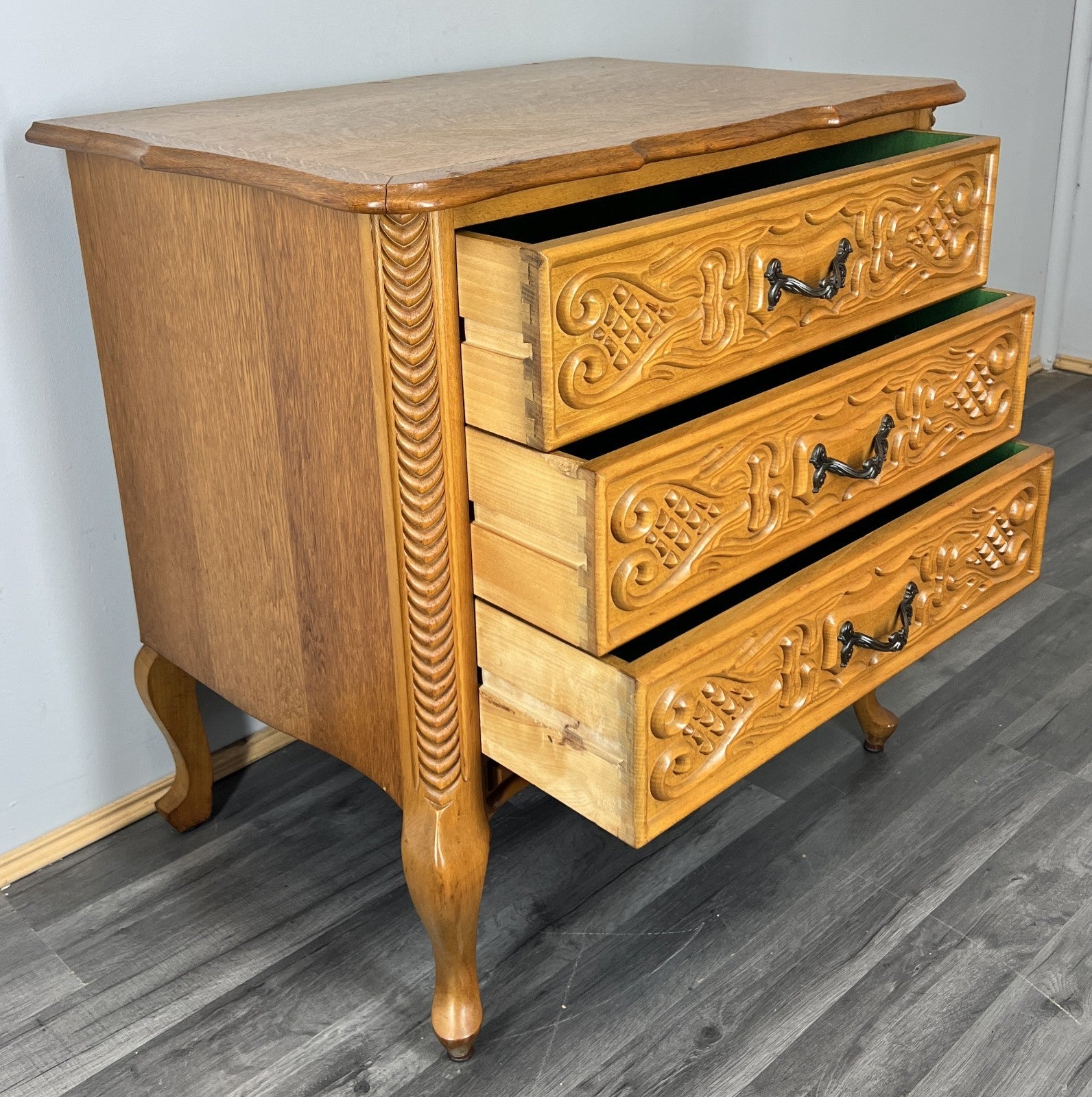 Chest of Drawers Vintage French Louis XVI 3 Drawers Ornate Cabinet LOT 443213