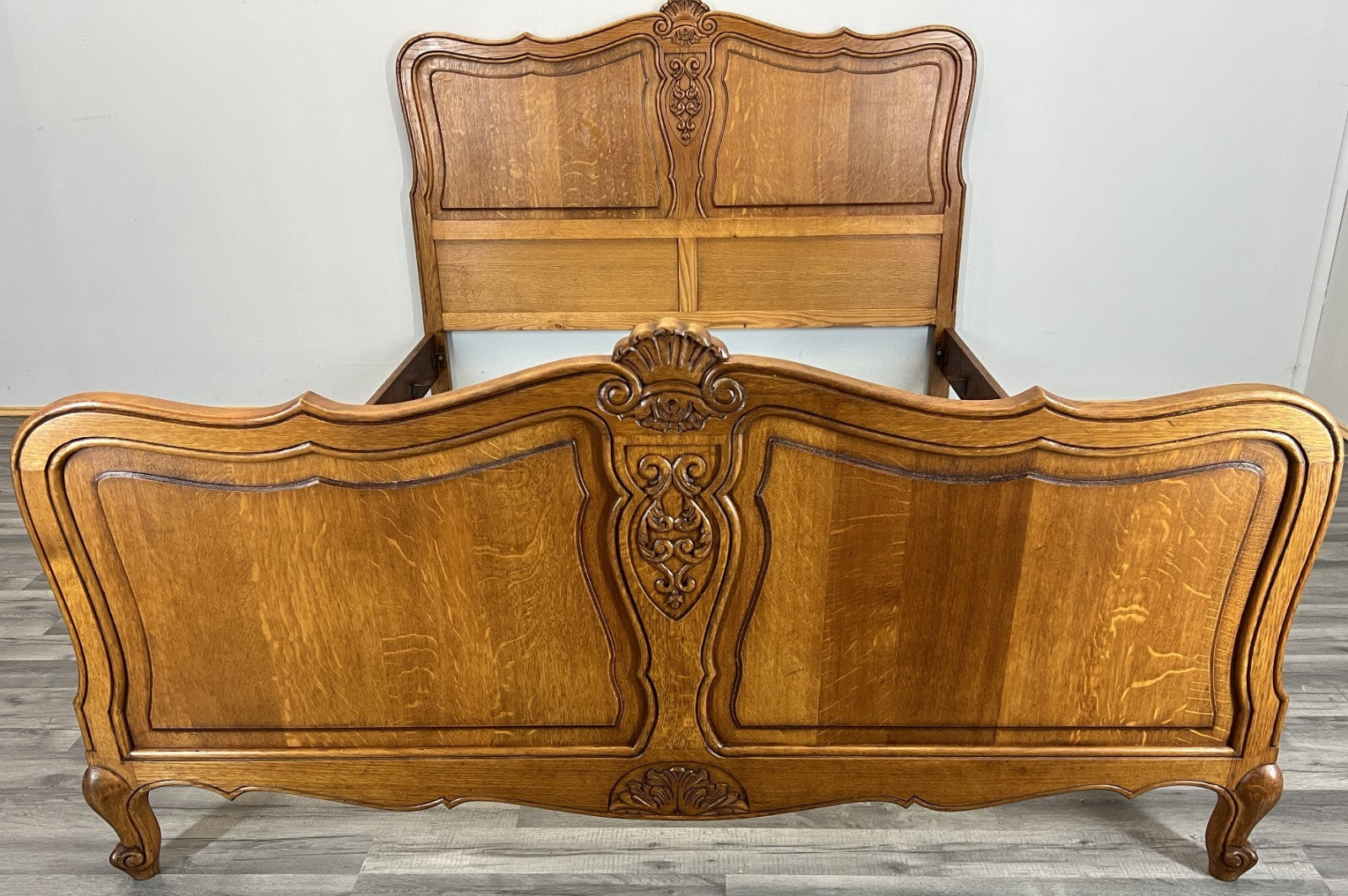 Bed Vintage French Louis XVI Double Bed Frame Oak Carved Headboard LOT 46252