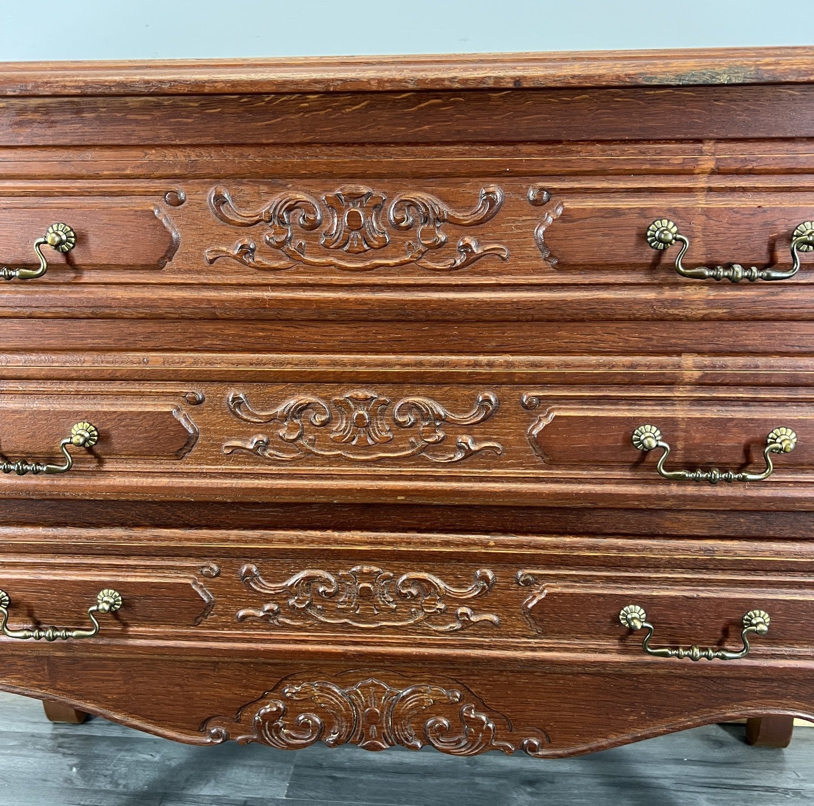 Chest of Drawers Vintage French Louis XVI Oak Carved 3 Drawer Cabinet LOT 43956