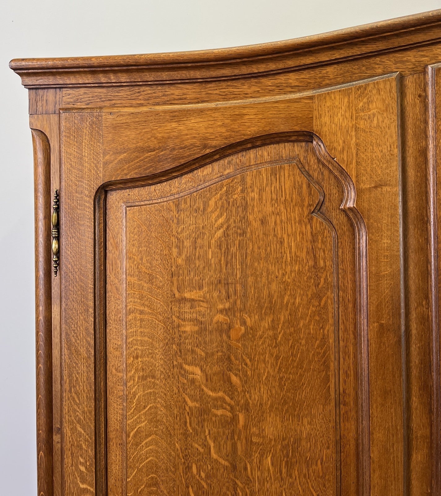 Wardrobe Vintage French Louis XVI Style Oak Four Door Armoire LOT 48262