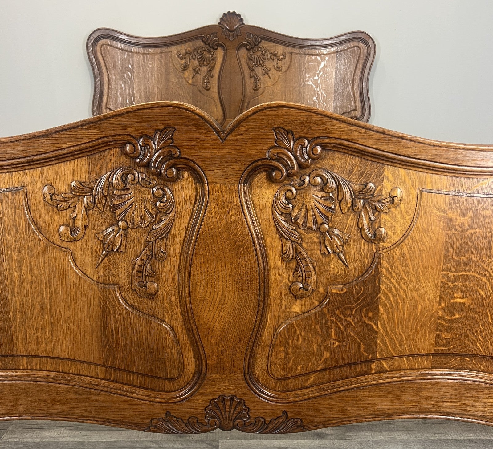 Bed Vintage French Louis XVI King Size Bed Frame Oak Carved Headboard LOT 46093