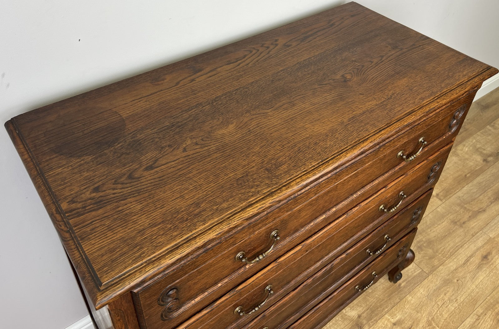 Chest of Drawers Vintage French Louis Oak 4 Drawers Carved Cabinet LOT 62696