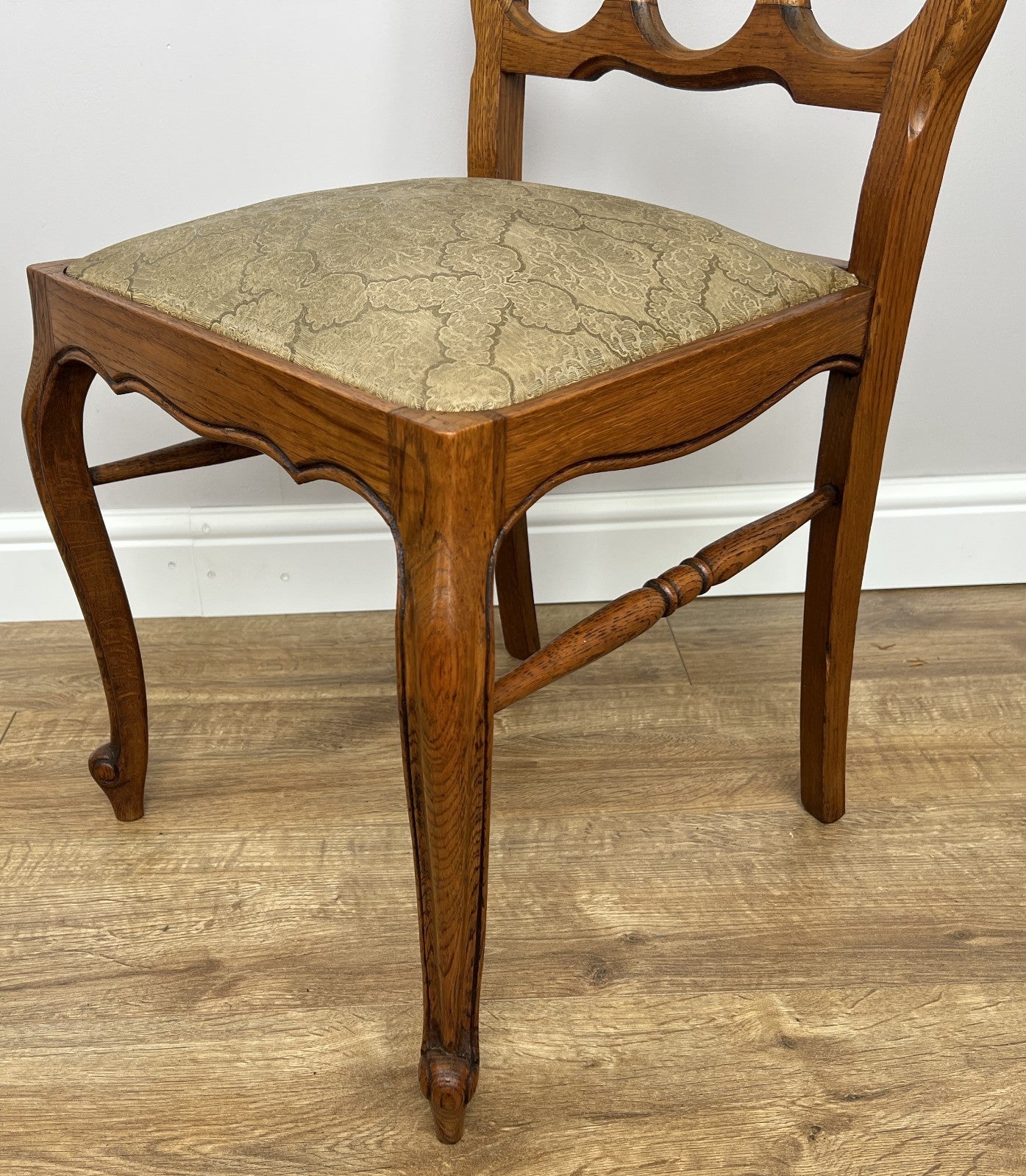 Dining Chairs Vintage French Louis Style Oak Set Upholstered Seats LOT 488513