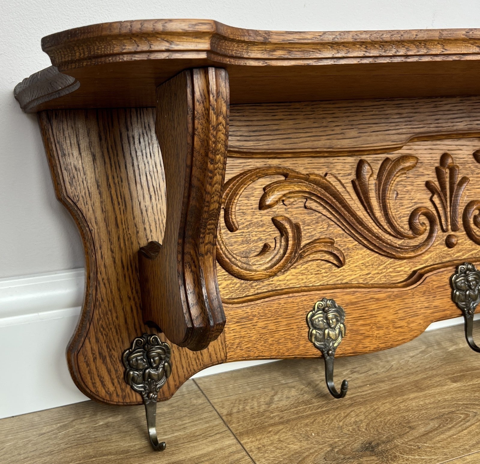 Coat Rack Vintage French Carved Oak Wall Mounted 5 Hooks Rack Hanger LOT 63677