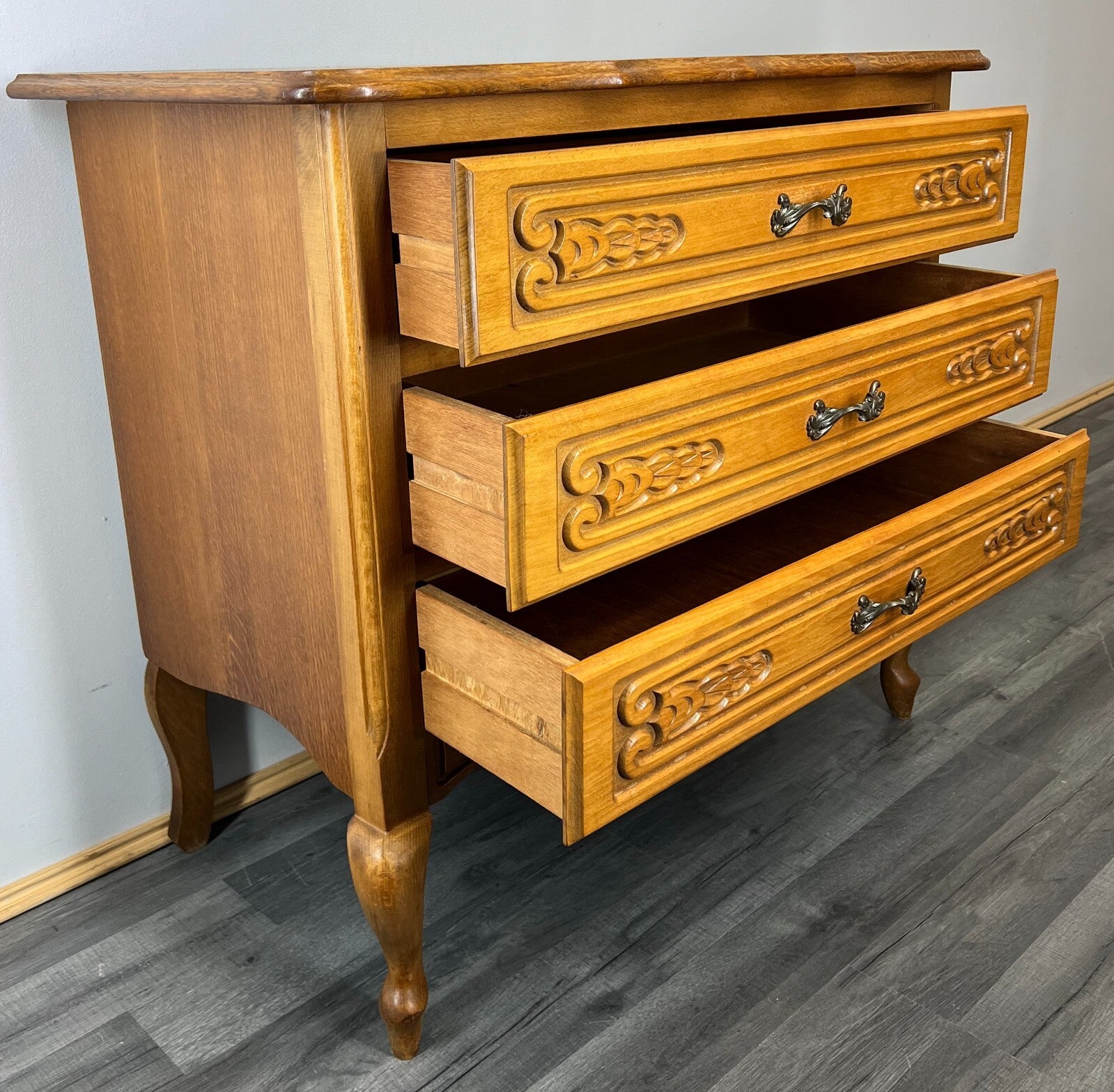 Chest of Drawers Vintage French Louis XIV Sideboard Carved Cabinet LOT 293210